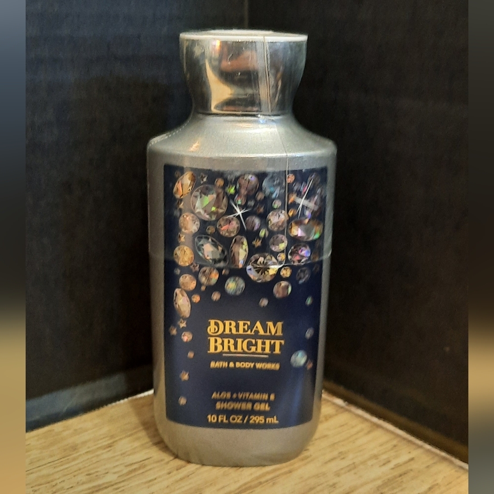 "DREAM BRIGHT"